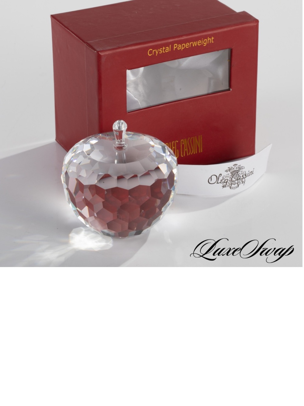 Oleg Cassini Clear Crystal Apple Paperweight - Clear